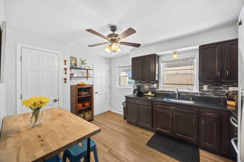 4906 West Argyle Street Chicago IL 60630