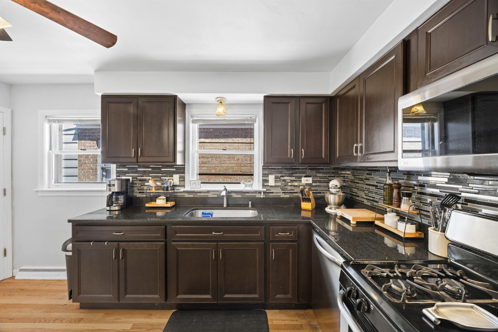 4906 West Argyle Street Chicago IL 60630