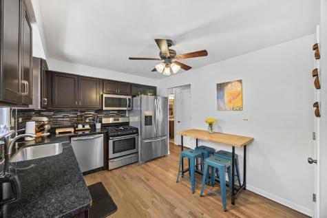 4906 West Argyle Street Chicago IL 60630