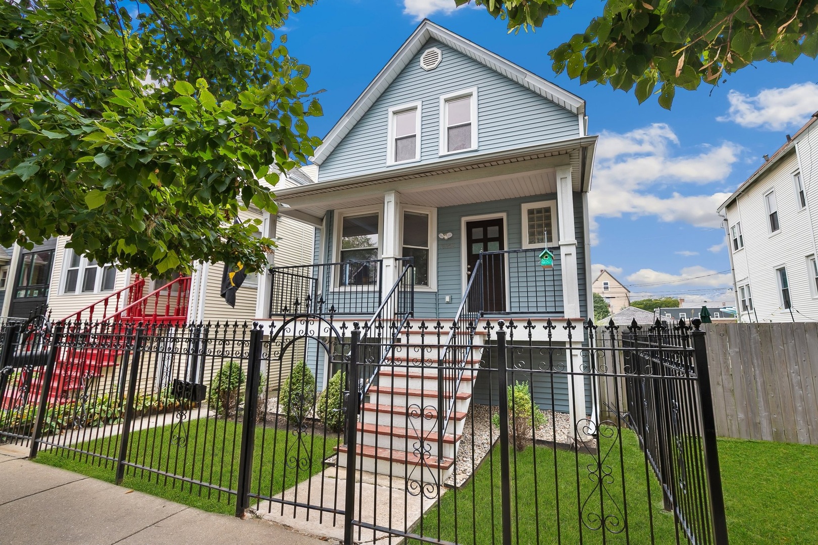 3142 North Christiana Avenue Chicago IL 60618