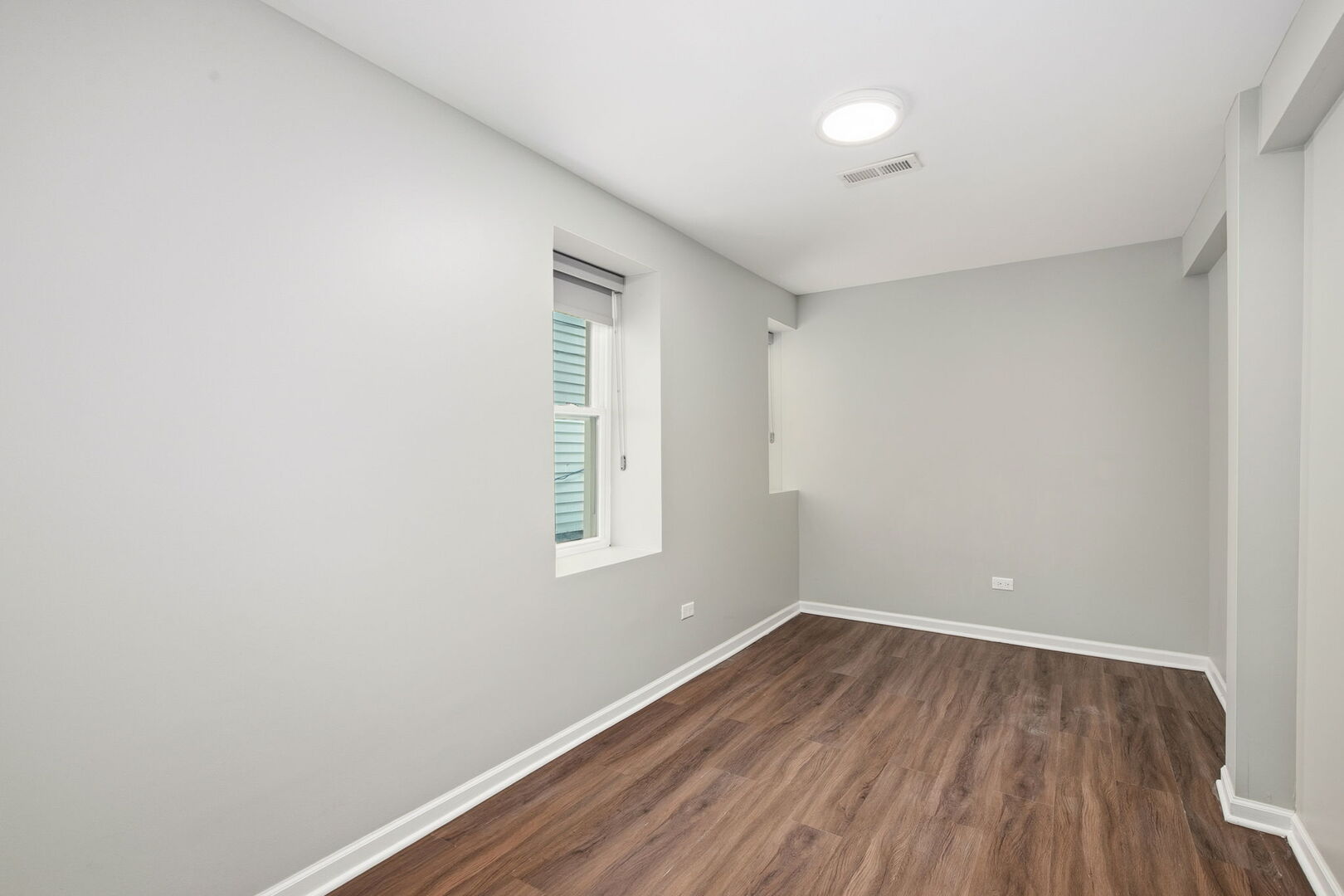 3142 North Christiana Avenue Chicago IL 60618