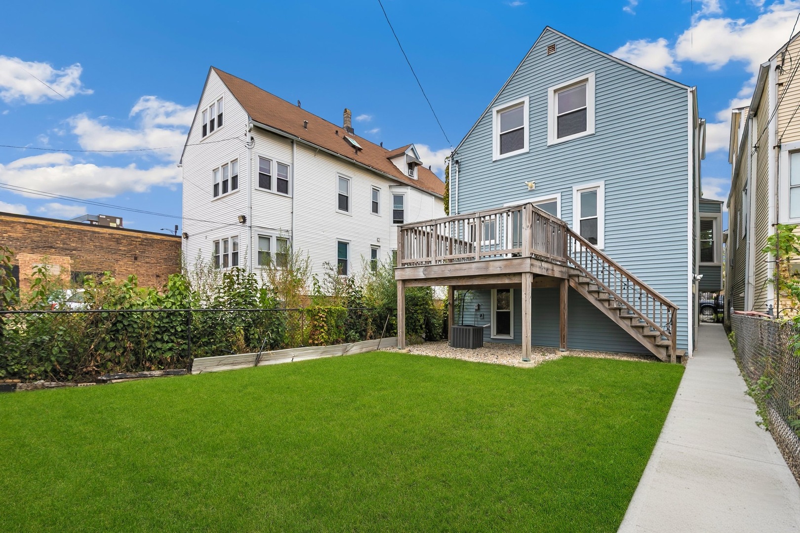 3142 North Christiana Avenue Chicago IL 60618