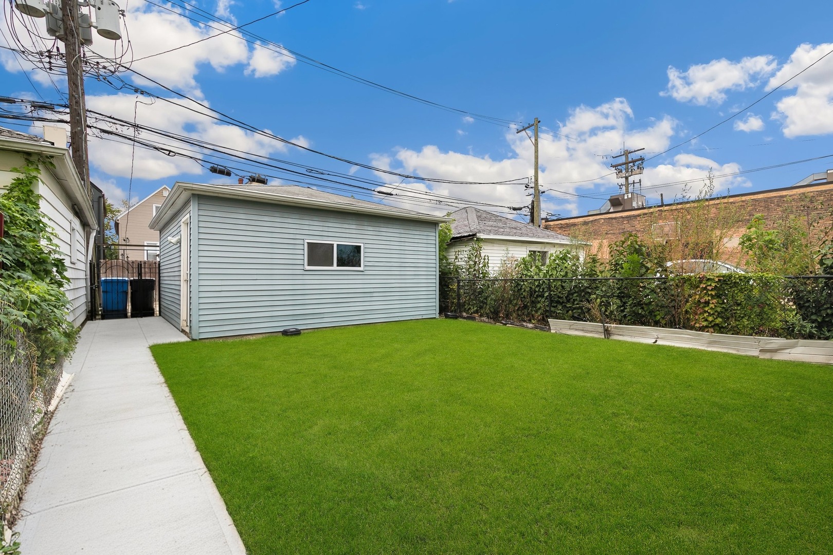 3142 North Christiana Avenue Chicago IL 60618