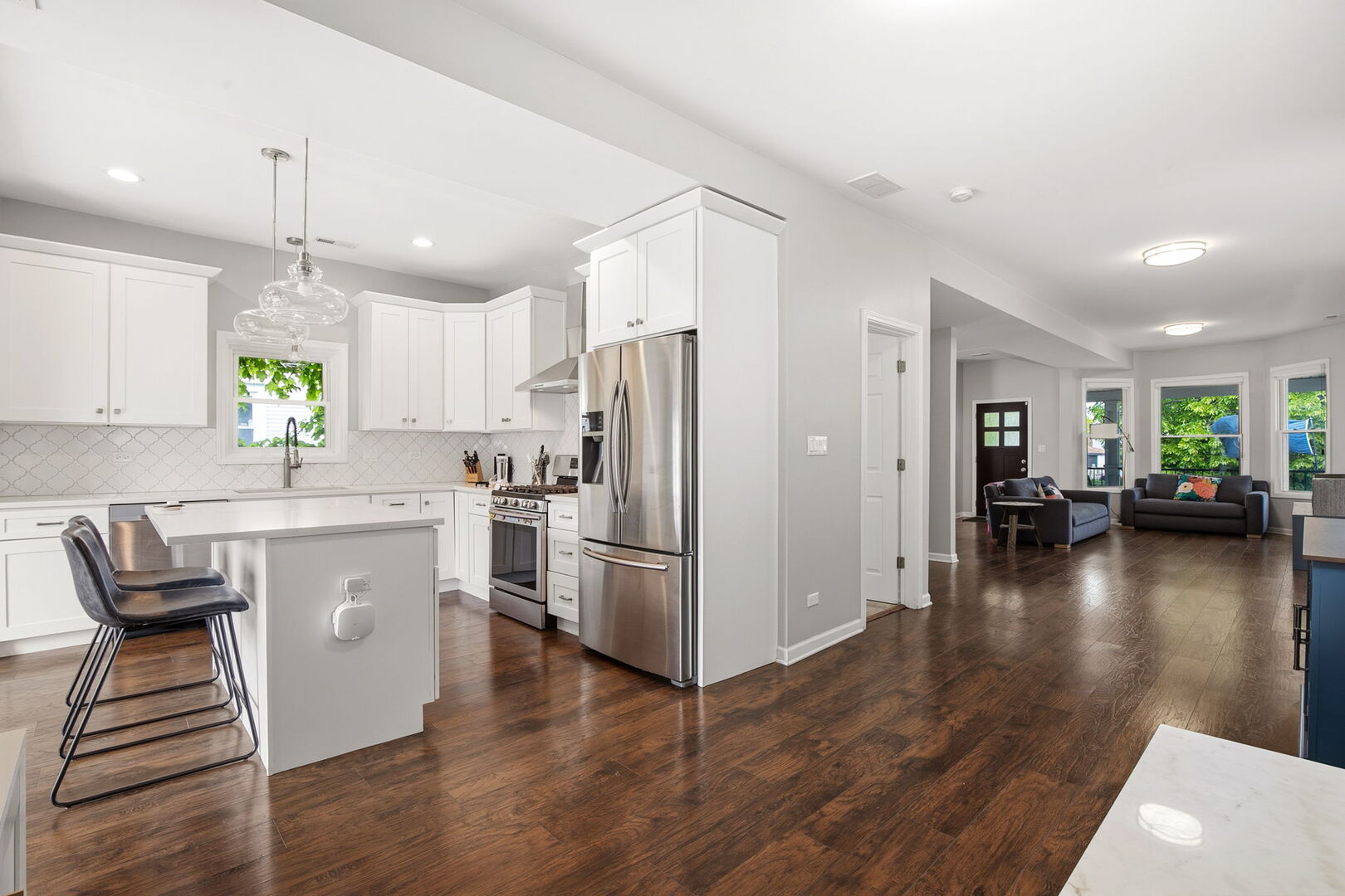3142 North Christiana Avenue Chicago IL 60618