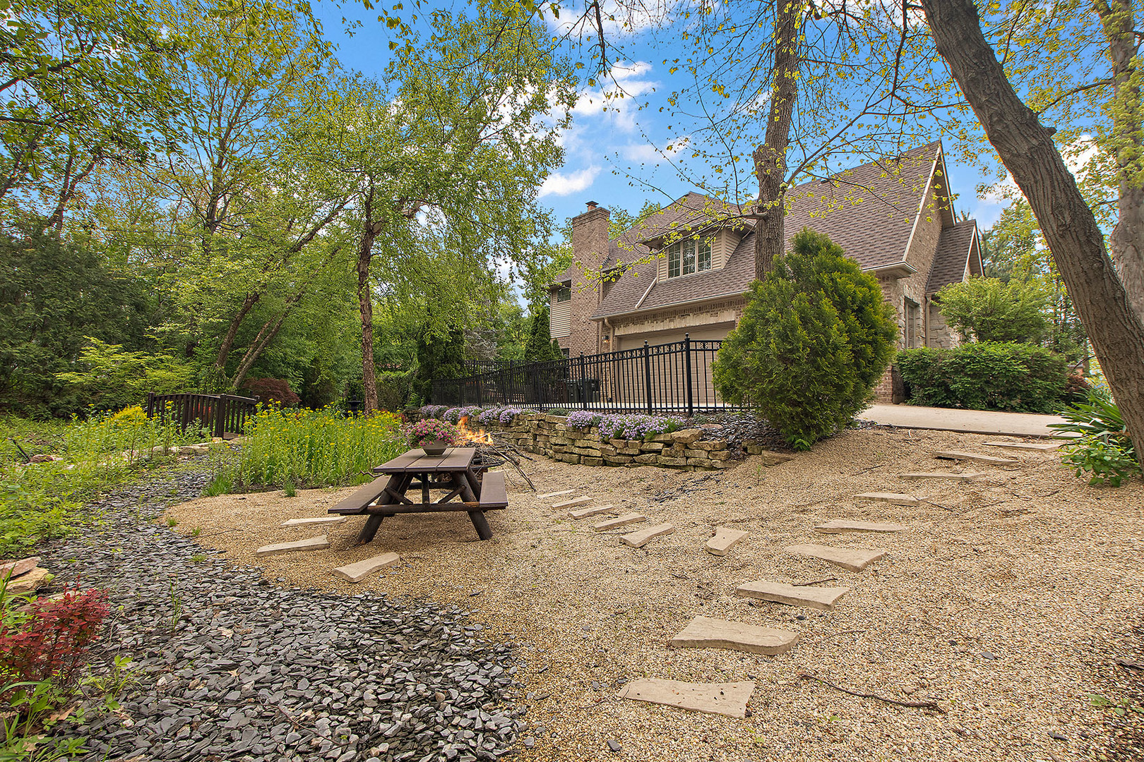 209 Linden Oaks Lane New Lenox IL 60451