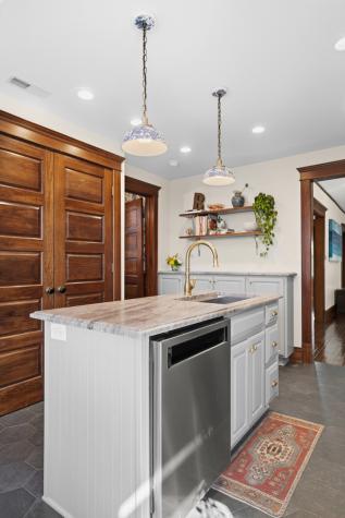 323 West Maple Avenue Libertyville IL 60048