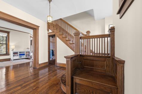 323 West Maple Avenue Libertyville IL 60048