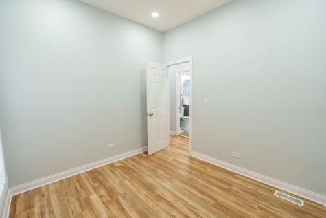6921 South Eggleston Avenue Chicago IL 60621