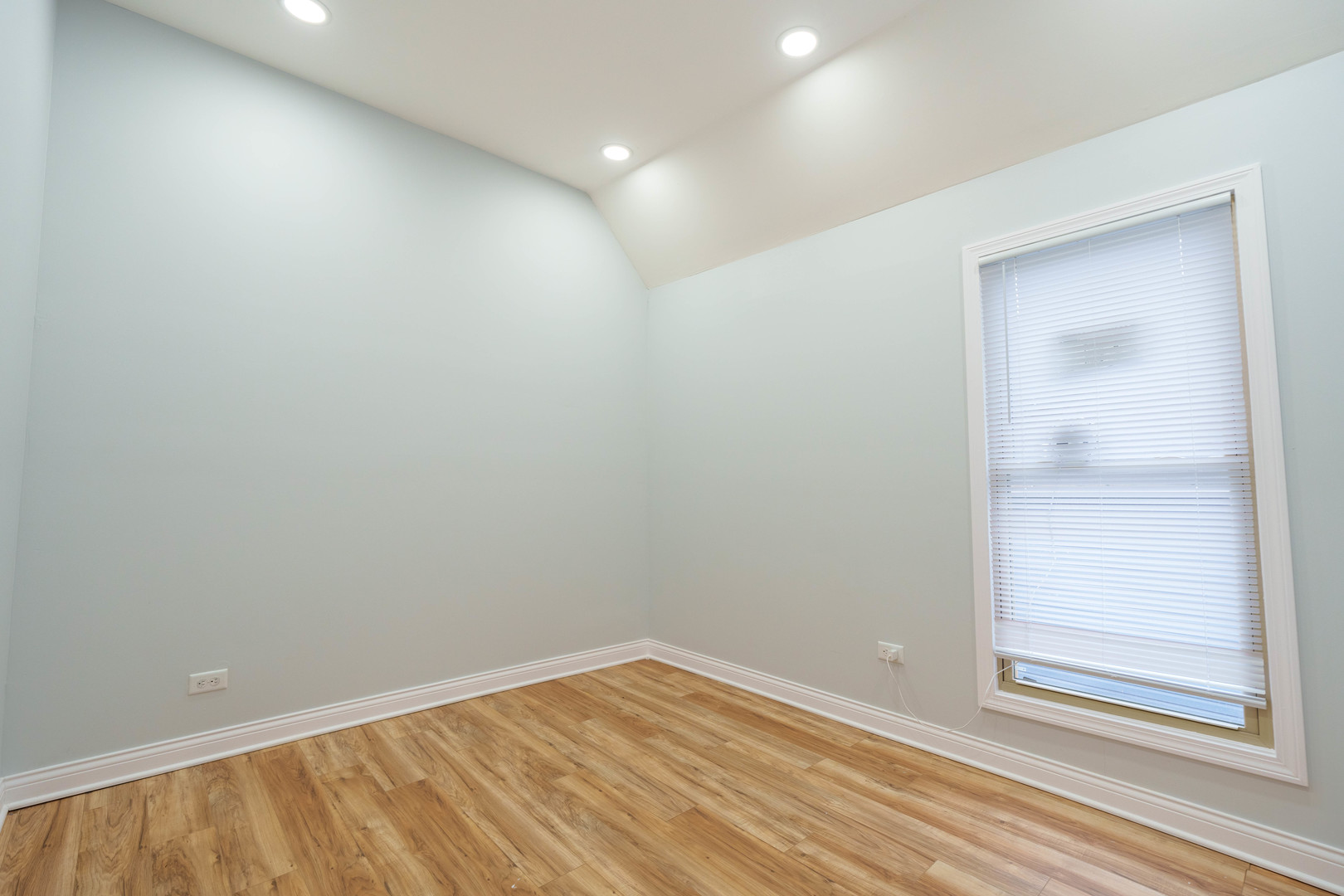 6921 South Eggleston Avenue Chicago IL 60621