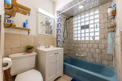 5610 South Honore Street Chicago IL 60636