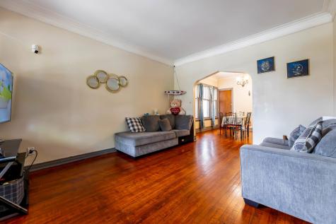 5610 South Honore Street Chicago IL 60636