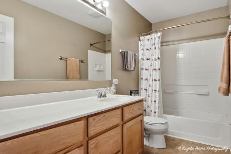 6802 Ayre Drive Mchenry IL 60050