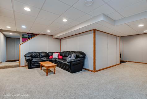 311 Greenwood Place Oswego IL 60543