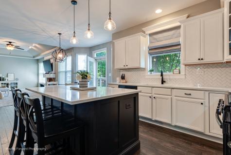 311 Greenwood Place Oswego IL 60543
