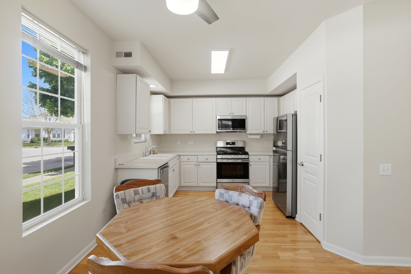 13094 Patriot Way Huntley IL 60142