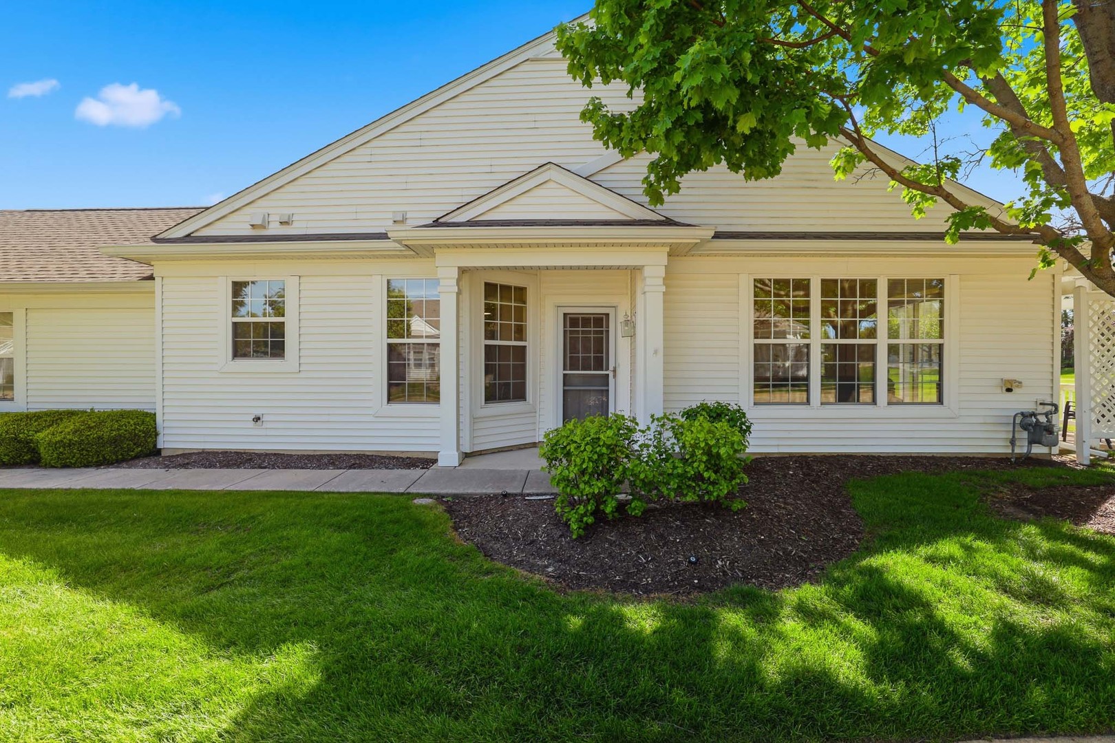 13094 Patriot Way Huntley IL 60142