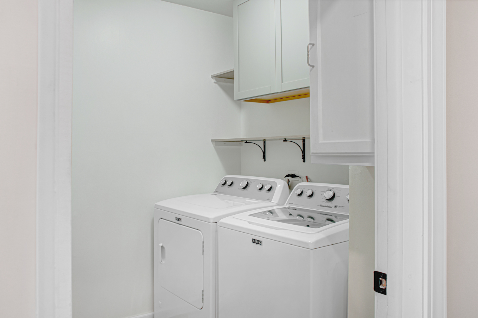 136 Wolcott Court Schaumburg IL 60193