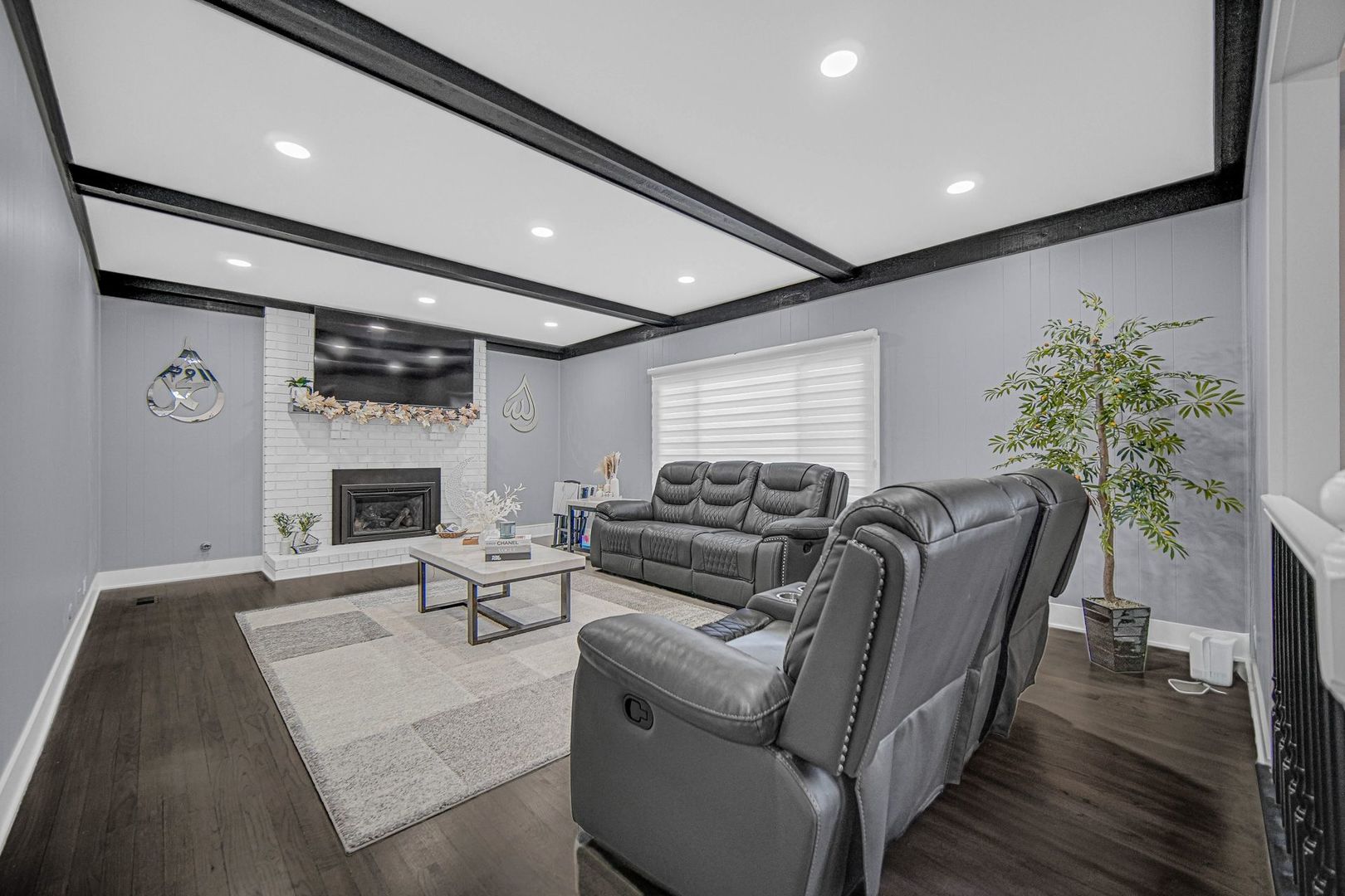8324 Bromley Street Orland Park IL 60462