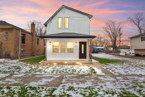 12531 South Honore Street Calumet Park IL 60827