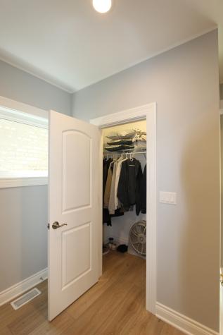 4719 West Warwick Avenue Chicago IL 60641