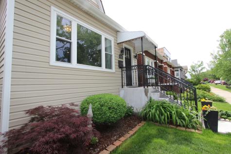 4719 West Warwick Avenue Chicago IL 60641