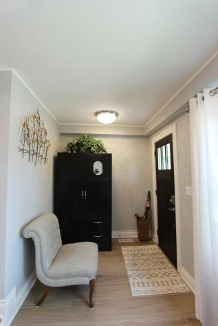 4719 West Warwick Avenue Chicago IL 60641