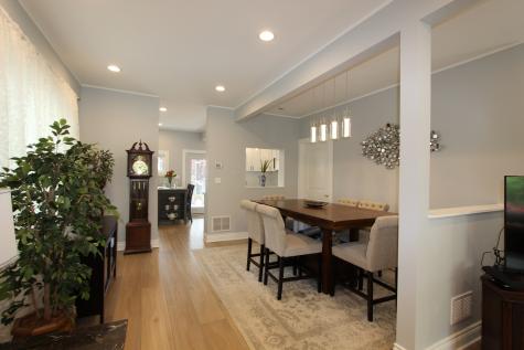 4719 West Warwick Avenue Chicago IL 60641