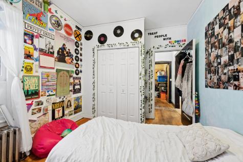 5849 West Eddy Street Chicago IL 60634
