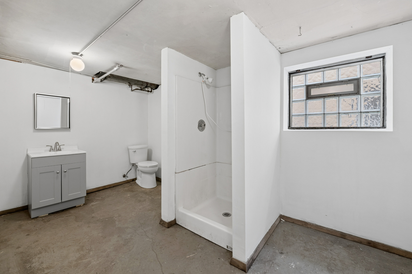 5849 West Eddy Street Chicago IL 60634