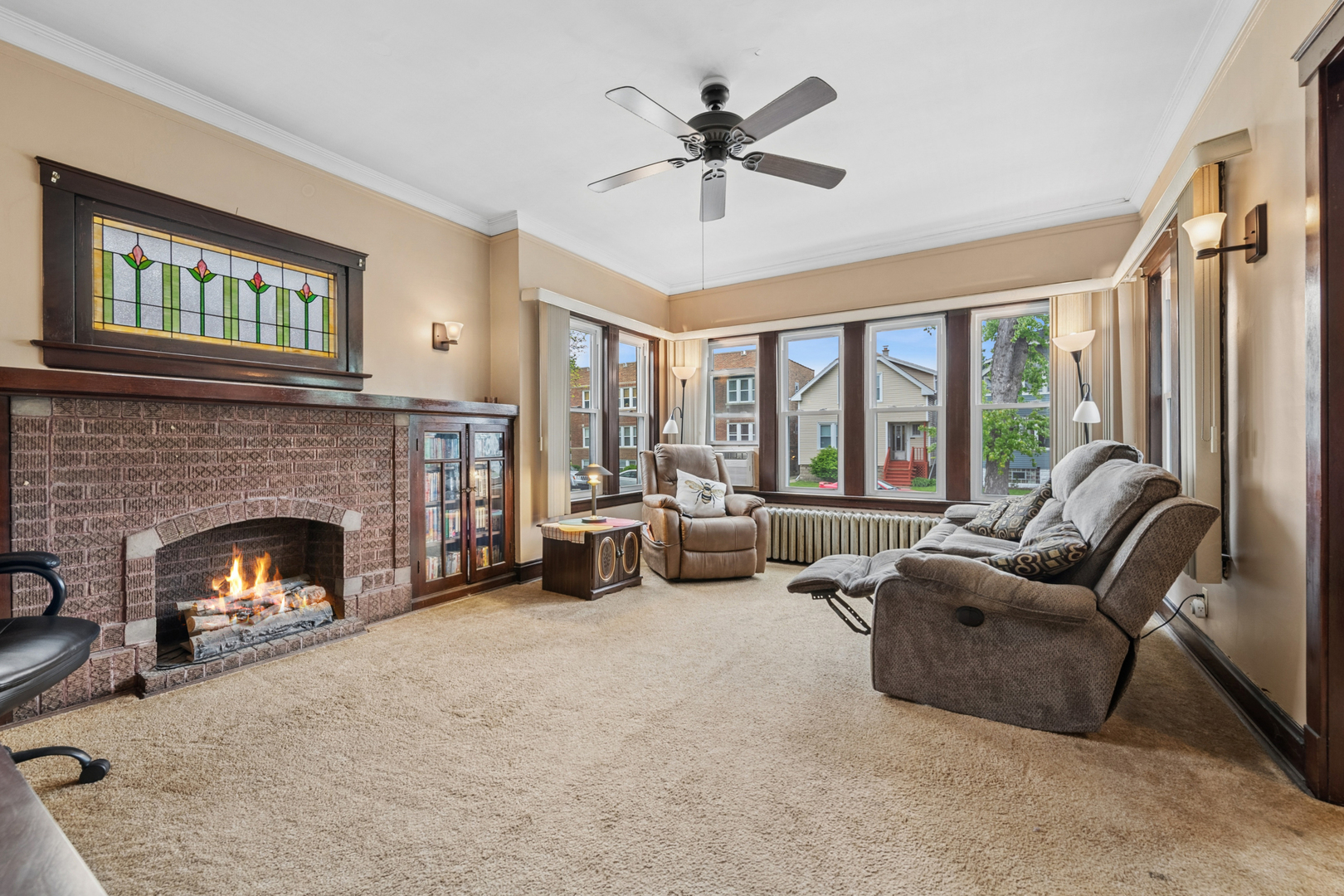 5849 West Eddy Street Chicago IL 60634