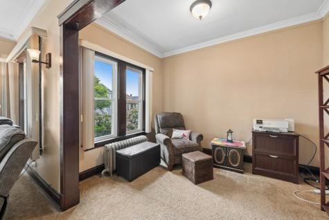 5849 West Eddy Street Chicago IL 60634