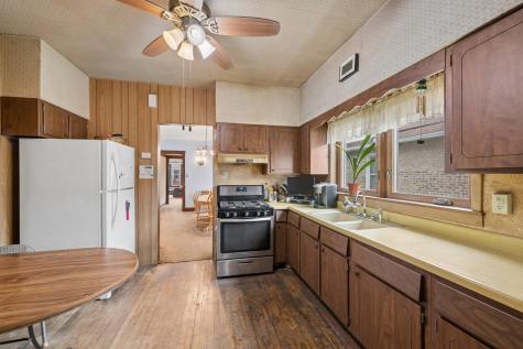5849 West Eddy Street Chicago IL 60634