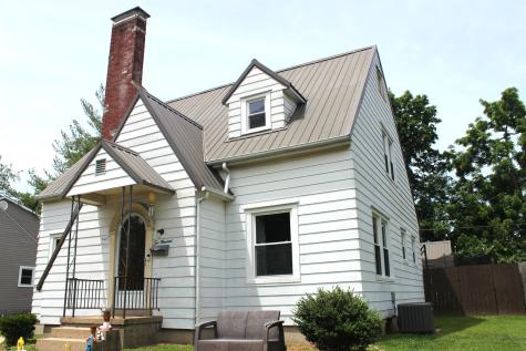 200 East Bennett Street E Salem IL 62881
