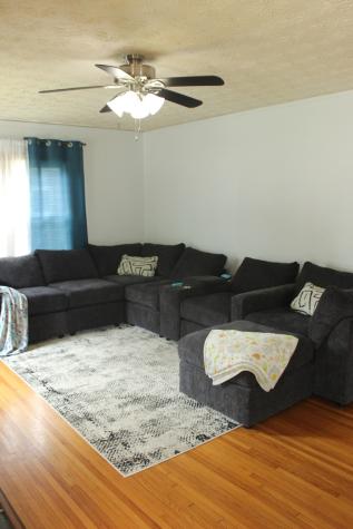200 East Bennett Street E Salem IL 62881