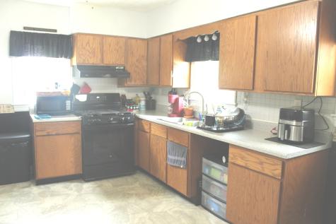 200 East Bennett Street E Salem IL 62881