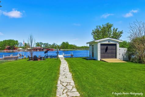624 Country Club Drive Mchenry IL 60050