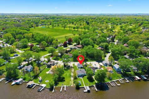624 Country Club Drive Mchenry IL 60050