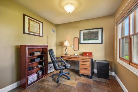 588 Kingston Court Roselle IL 60172