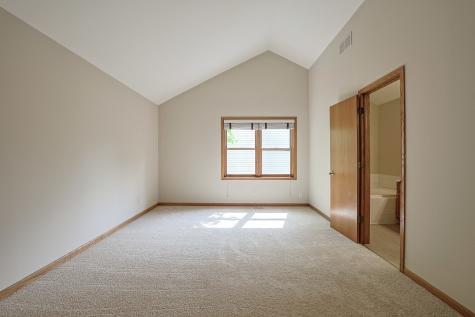 3191 Village Green Drive Aurora IL 60504