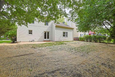 3191 Village Green Drive Aurora IL 60504