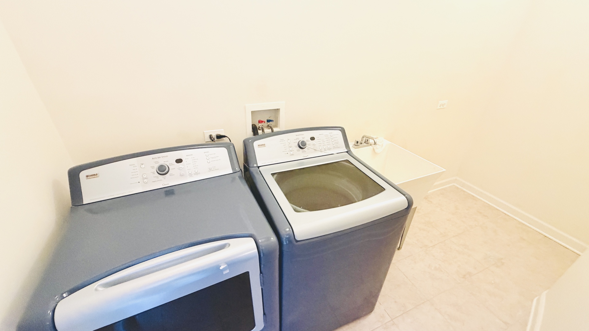 4166 South Emerald Street Chicago IL 60609