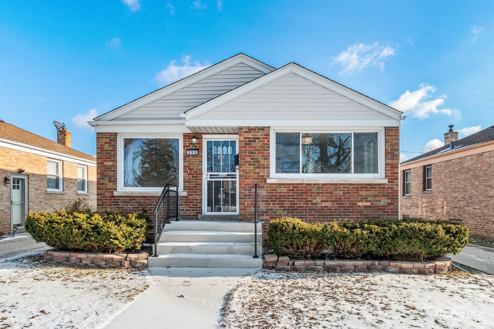 253 Park Court Bellwood IL 60104