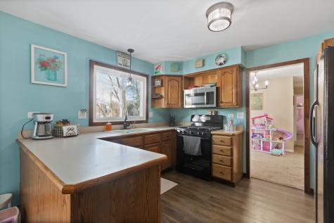 155 Lee Ann Lane Woodstock IL 60098