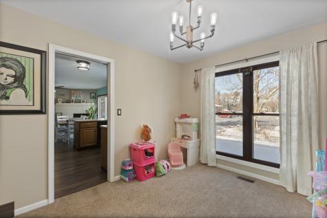 155 Lee Ann Lane Woodstock IL 60098
