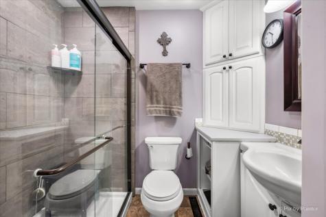 155 Lee Ann Lane Woodstock IL 60098