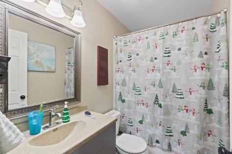 155 Lee Ann Lane Woodstock IL 60098