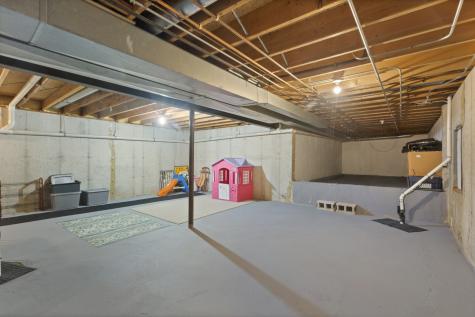 155 Lee Ann Lane Woodstock IL 60098