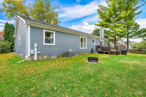 155 Lee Ann Lane Woodstock IL 60098