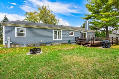 155 Lee Ann Lane Woodstock IL 60098