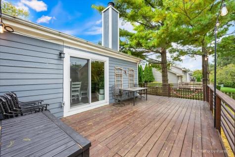 155 Lee Ann Lane Woodstock IL 60098